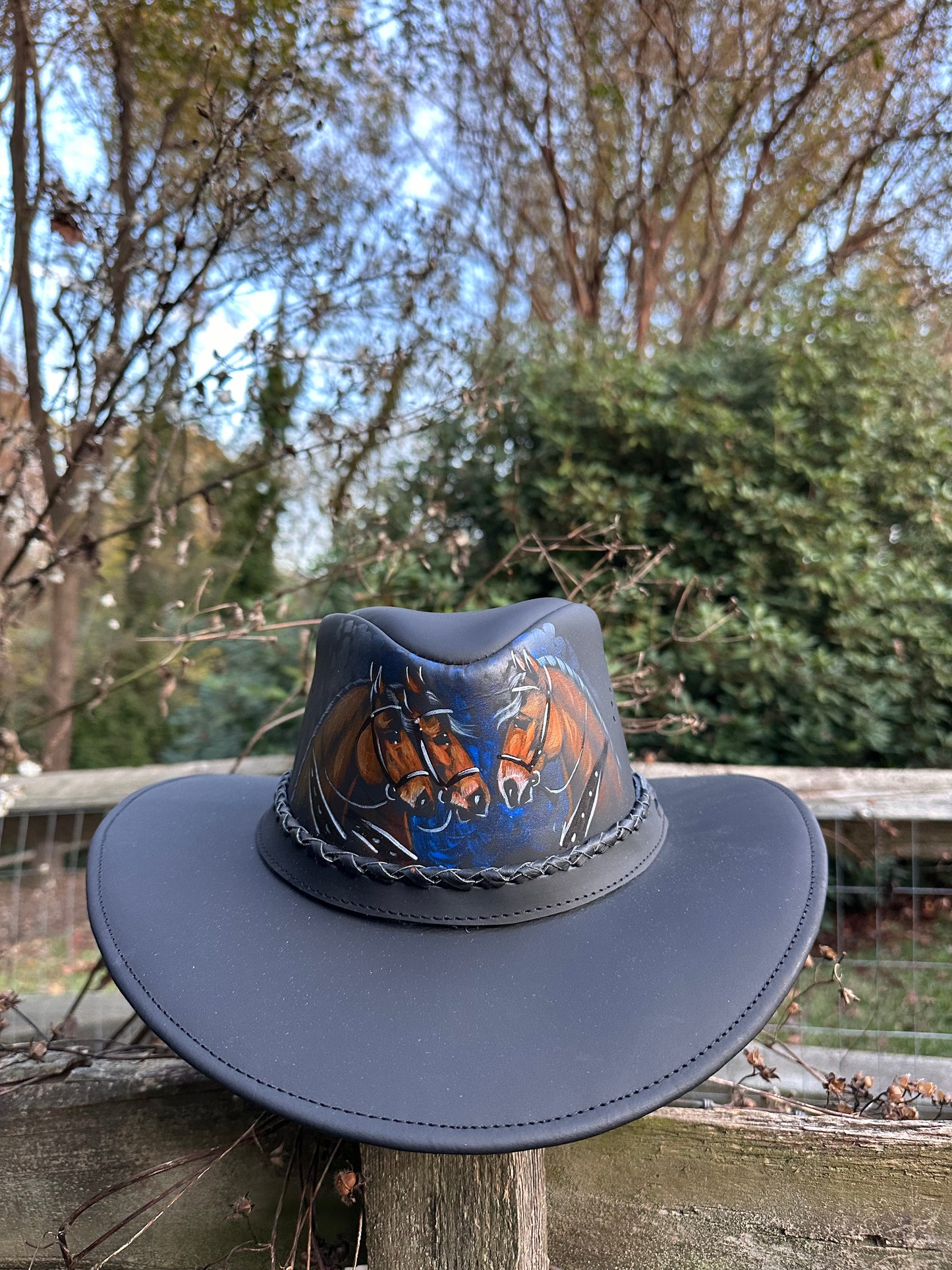 Leather Hat / sombrero en cuero