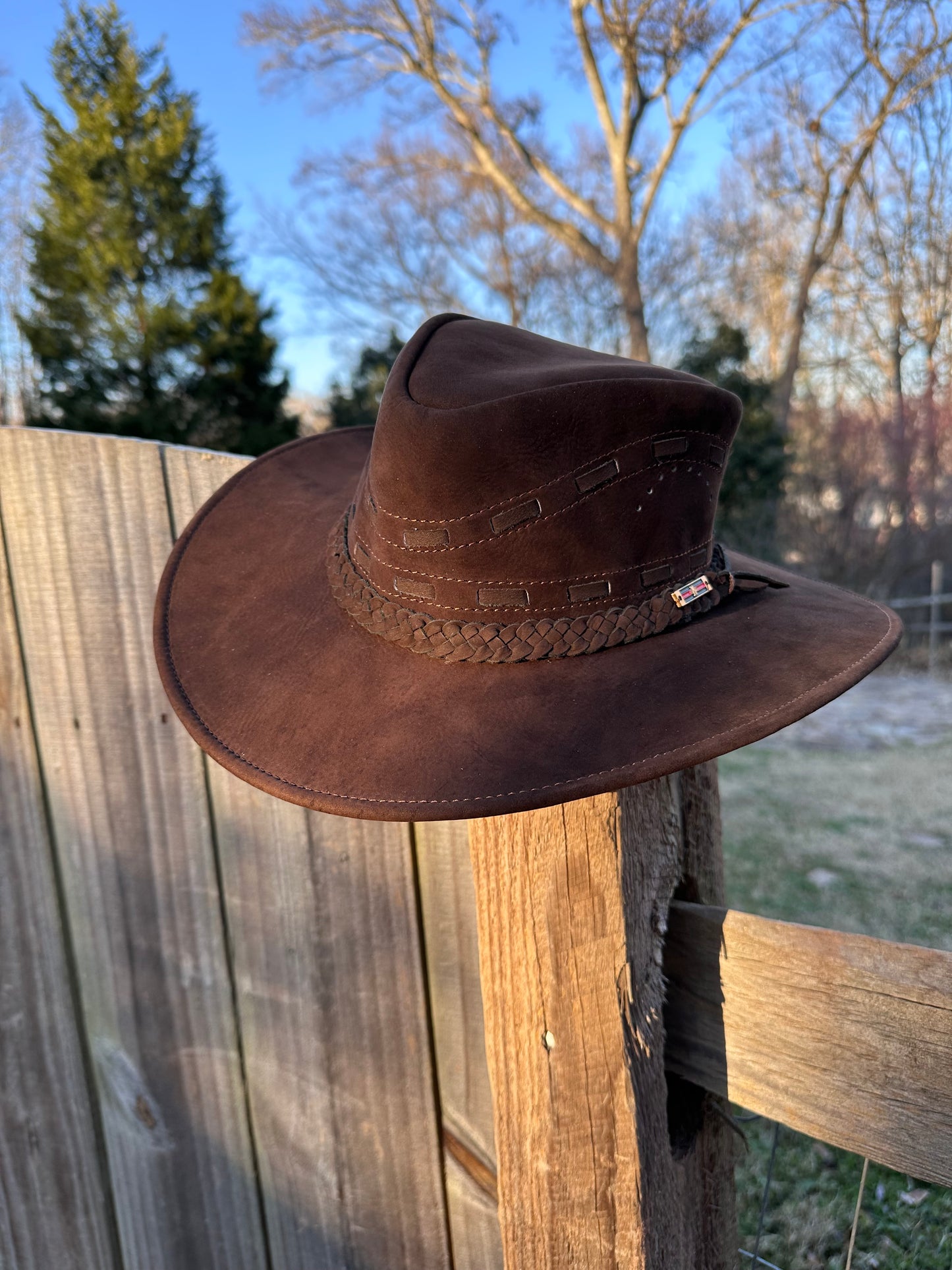 Hat/Sombrero Nobuk brown p003