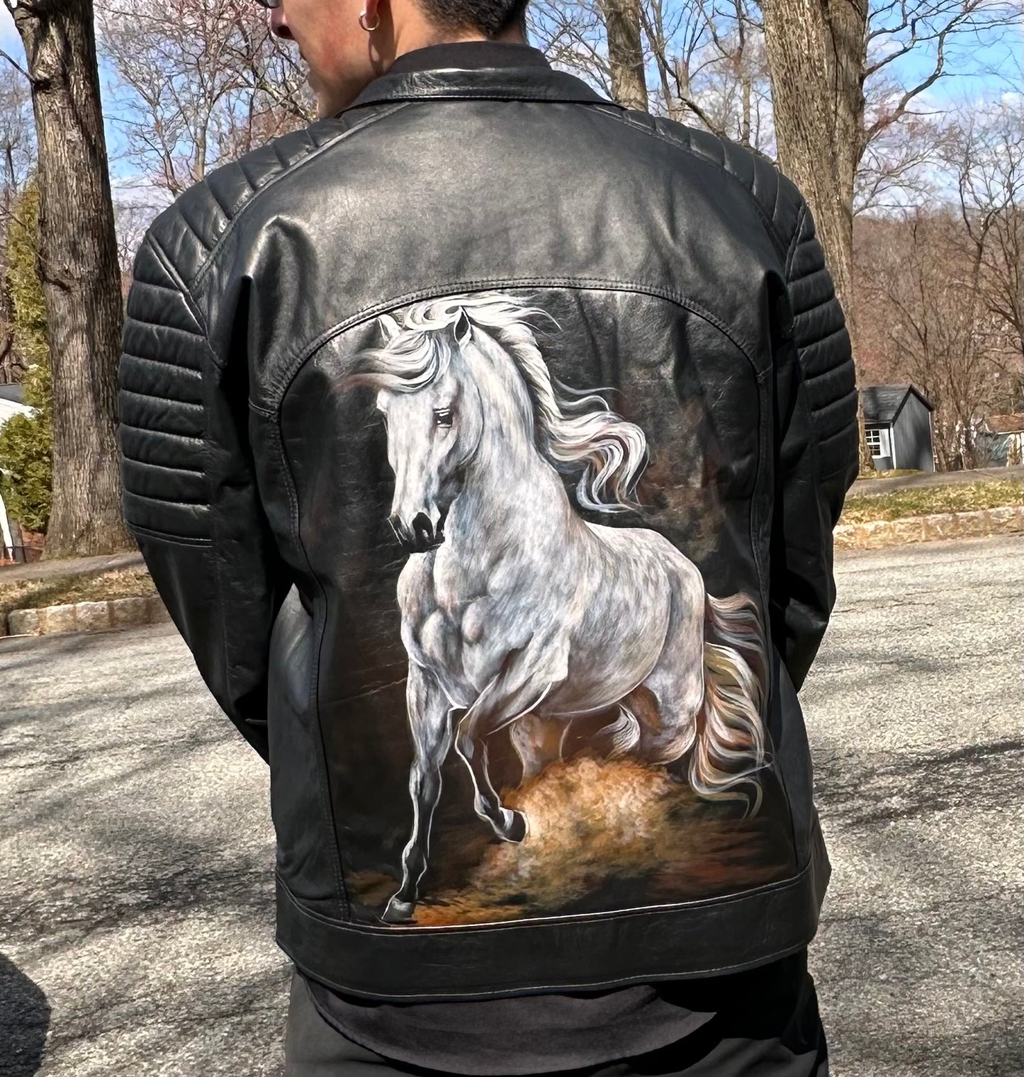 Leather jacket/ chaqueta en cuero