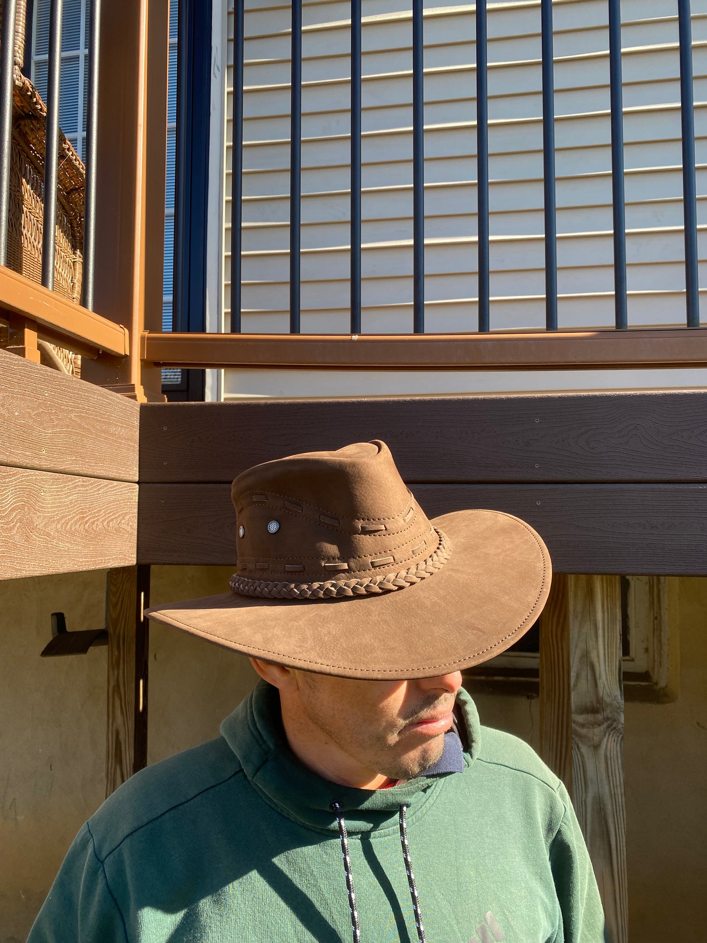 Hat/Sombrero Nobuk brown p003