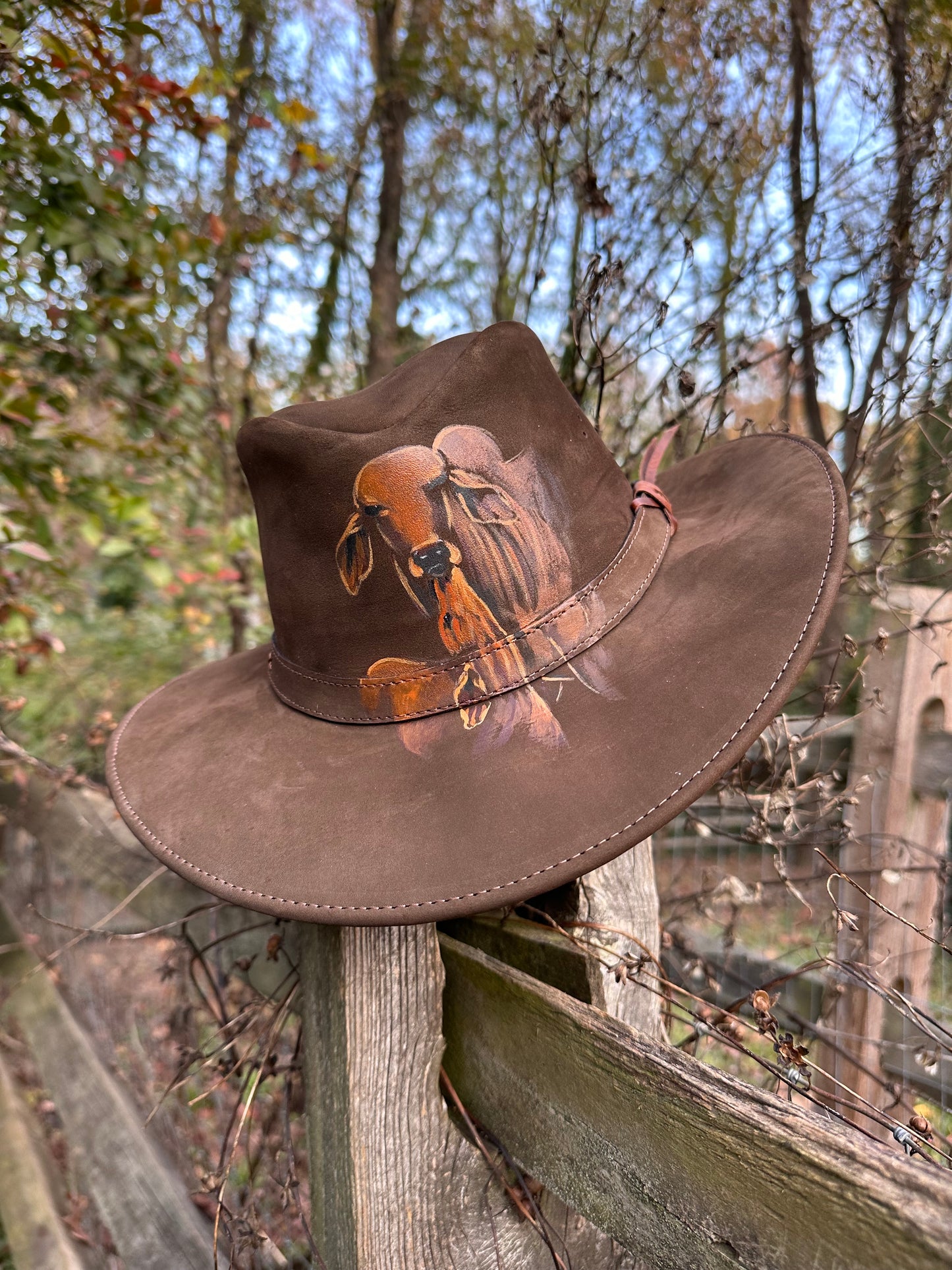 Leather Hat / sombrero vaca ternero